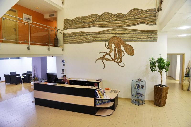 Hotel Posejdon Вела Лука Екстериор снимка