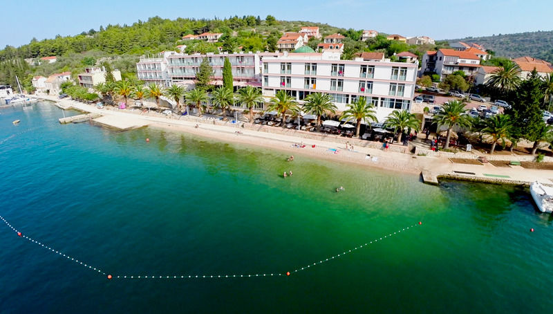 Hotel Posejdon Вела Лука Екстериор снимка