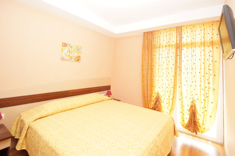 Hotel Posejdon Вела Лука Екстериор снимка