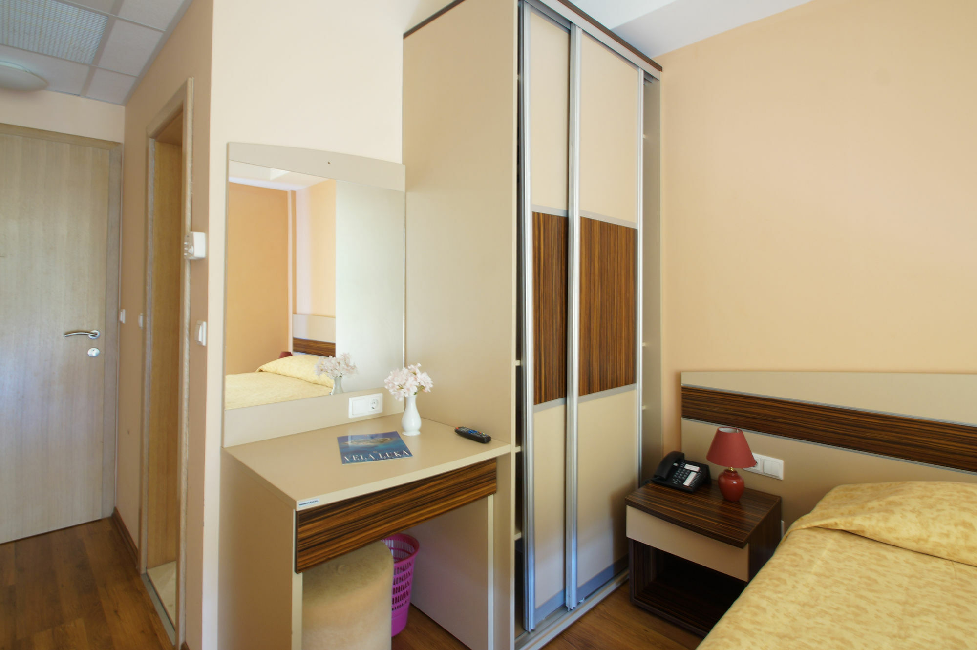 Hotel Posejdon Вела Лука Екстериор снимка
