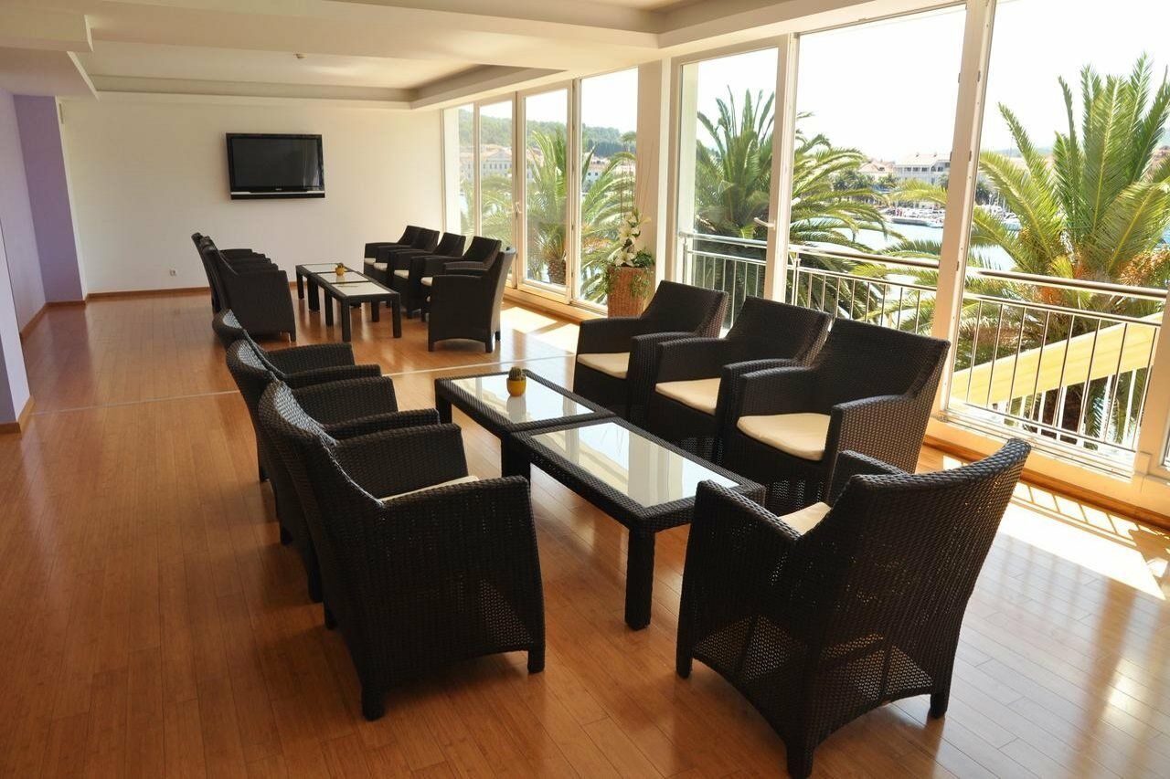 Hotel Posejdon Вела Лука Екстериор снимка