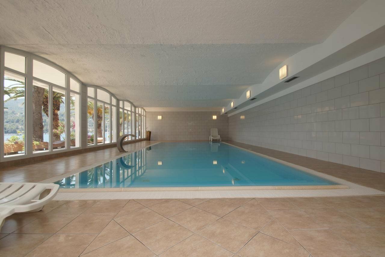 Hotel Posejdon Вела Лука Екстериор снимка