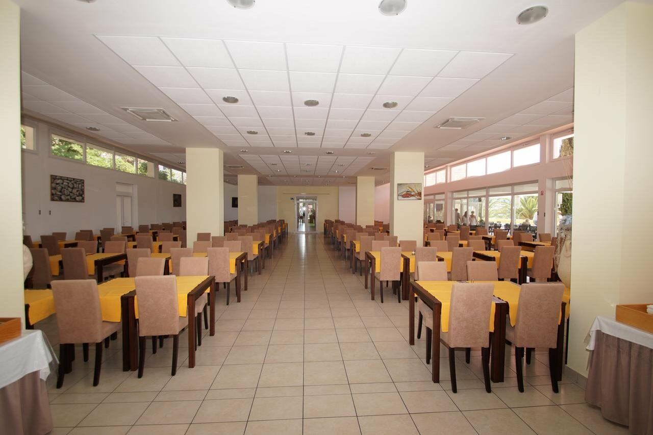 Hotel Posejdon Вела Лука Екстериор снимка